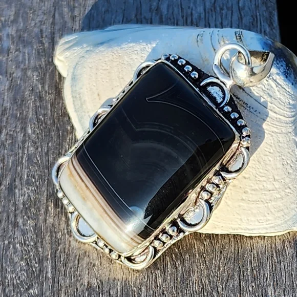 Striped Black Onyx Agate Pendant Necklace Hand Crafted Vintage Style Setting